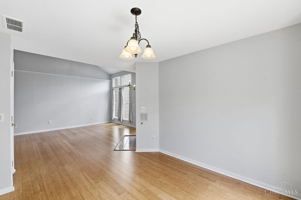490 Madeira Court