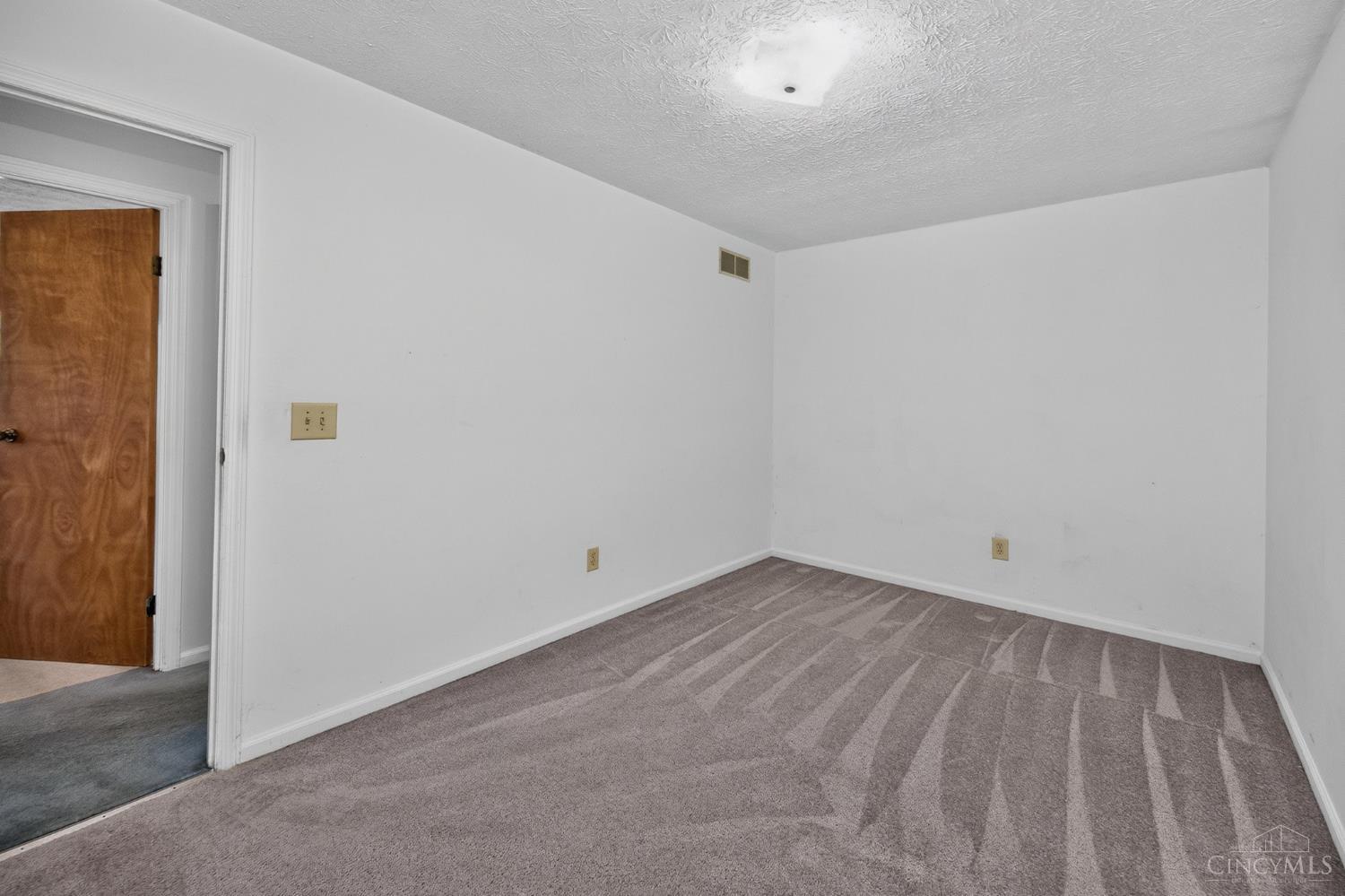 621 Glensprings Drive