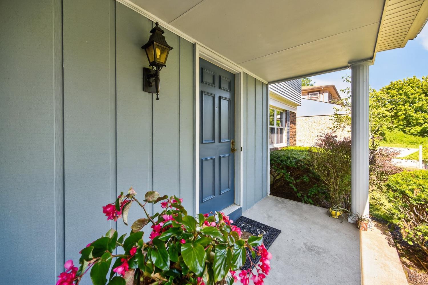621 Glensprings Drive