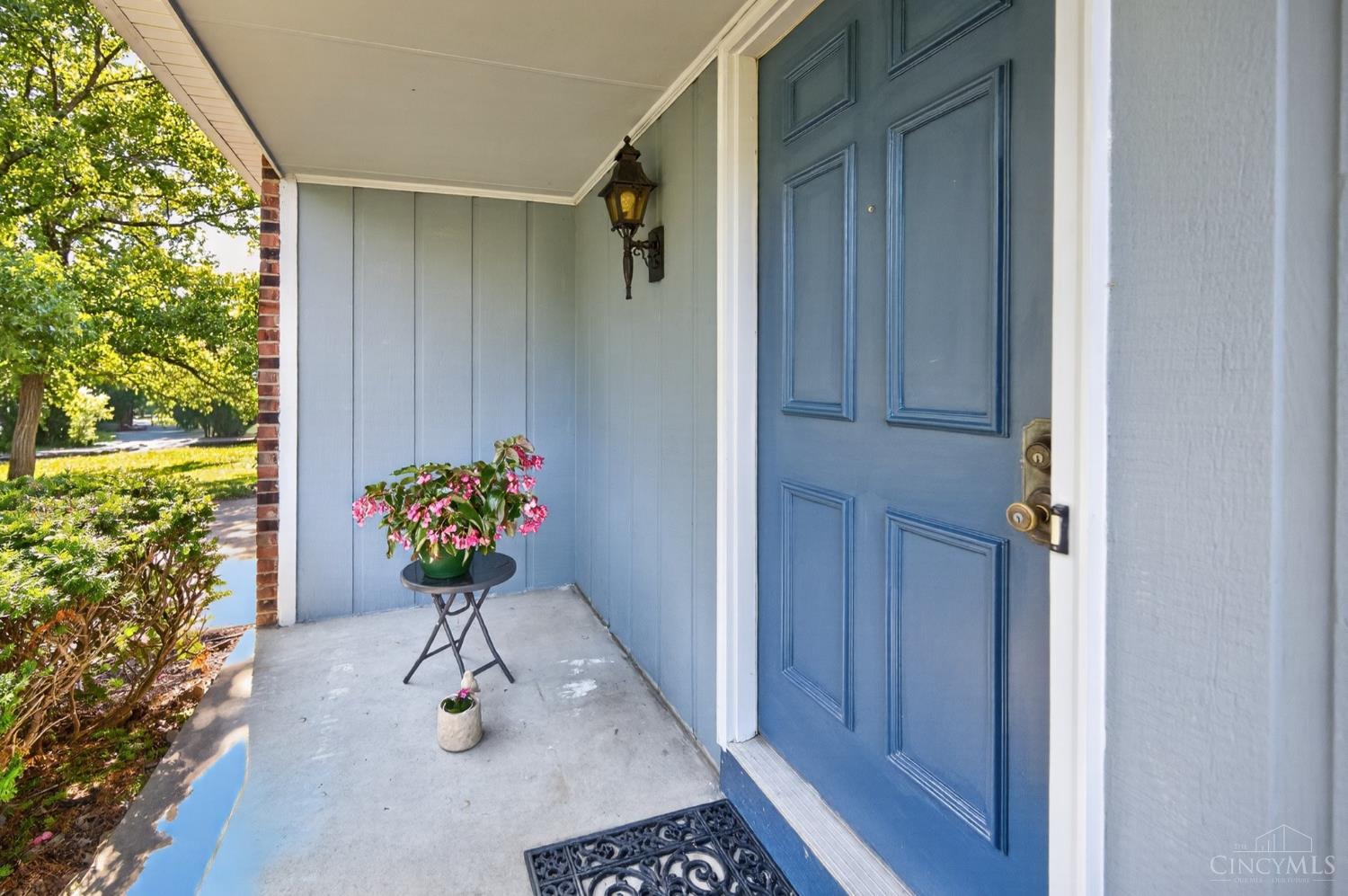 621 Glensprings Drive