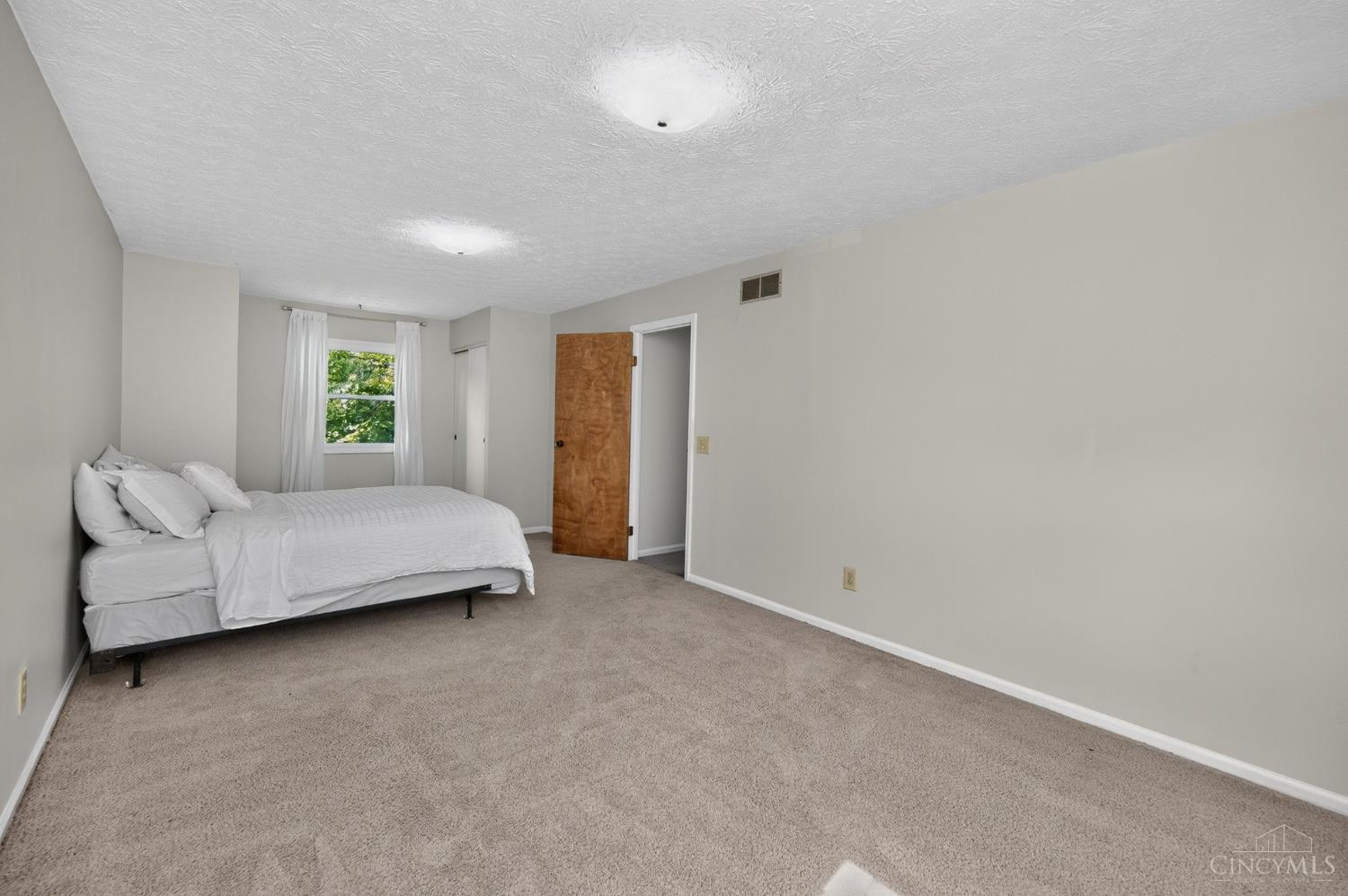 621 Glensprings Drive