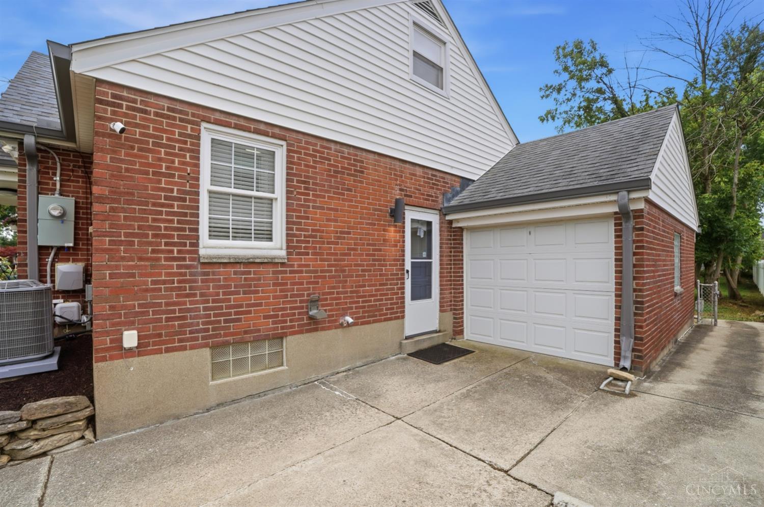 4109 Orchard Lane