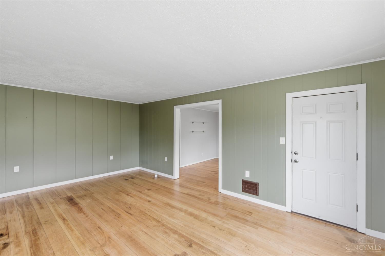 3032 Boudinot Avenue