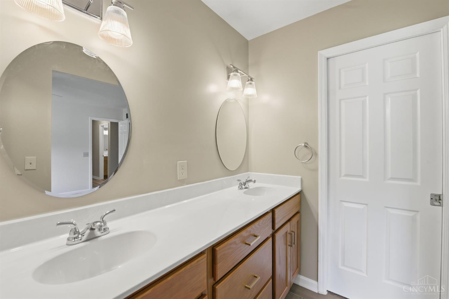 5346 Werk Road D1