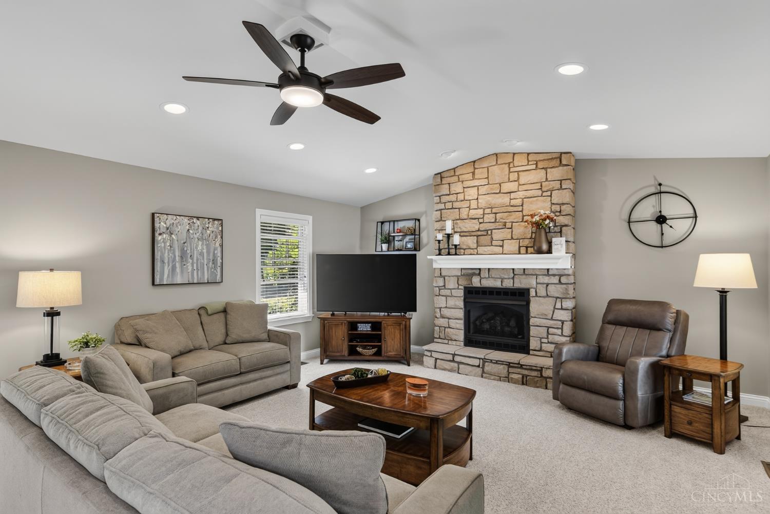 5508 Cleander Dr