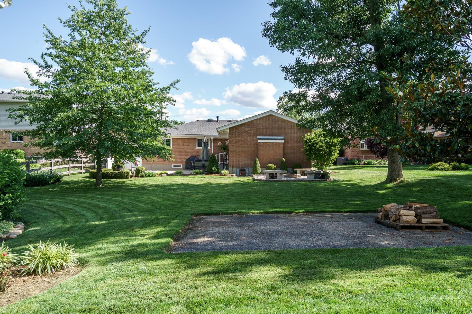 5508 Cleander Dr
