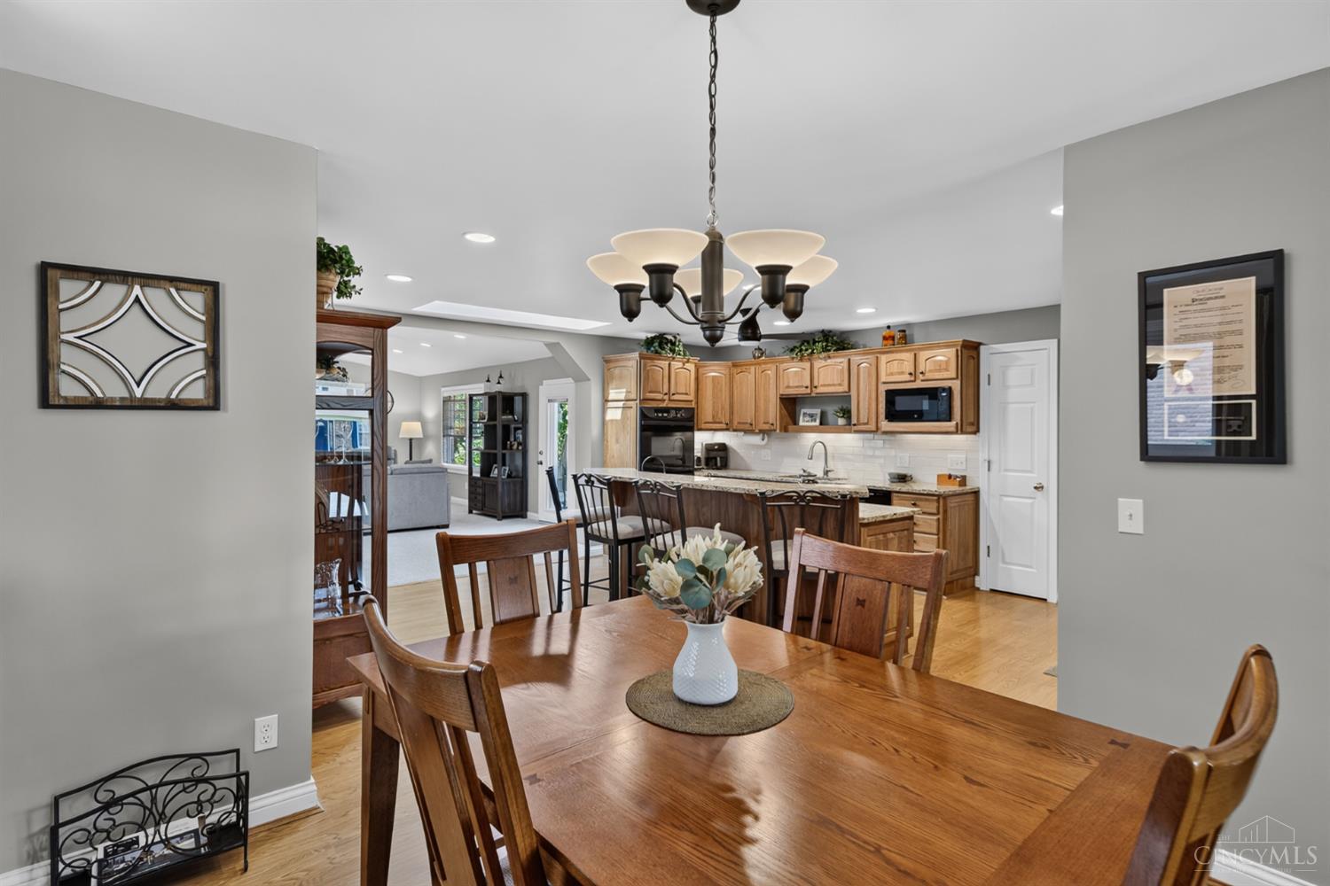 5508 Cleander Dr