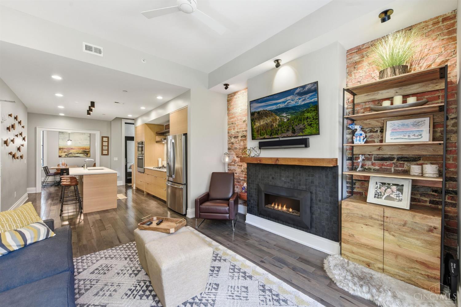 131 W Fifteenth Street 2B
