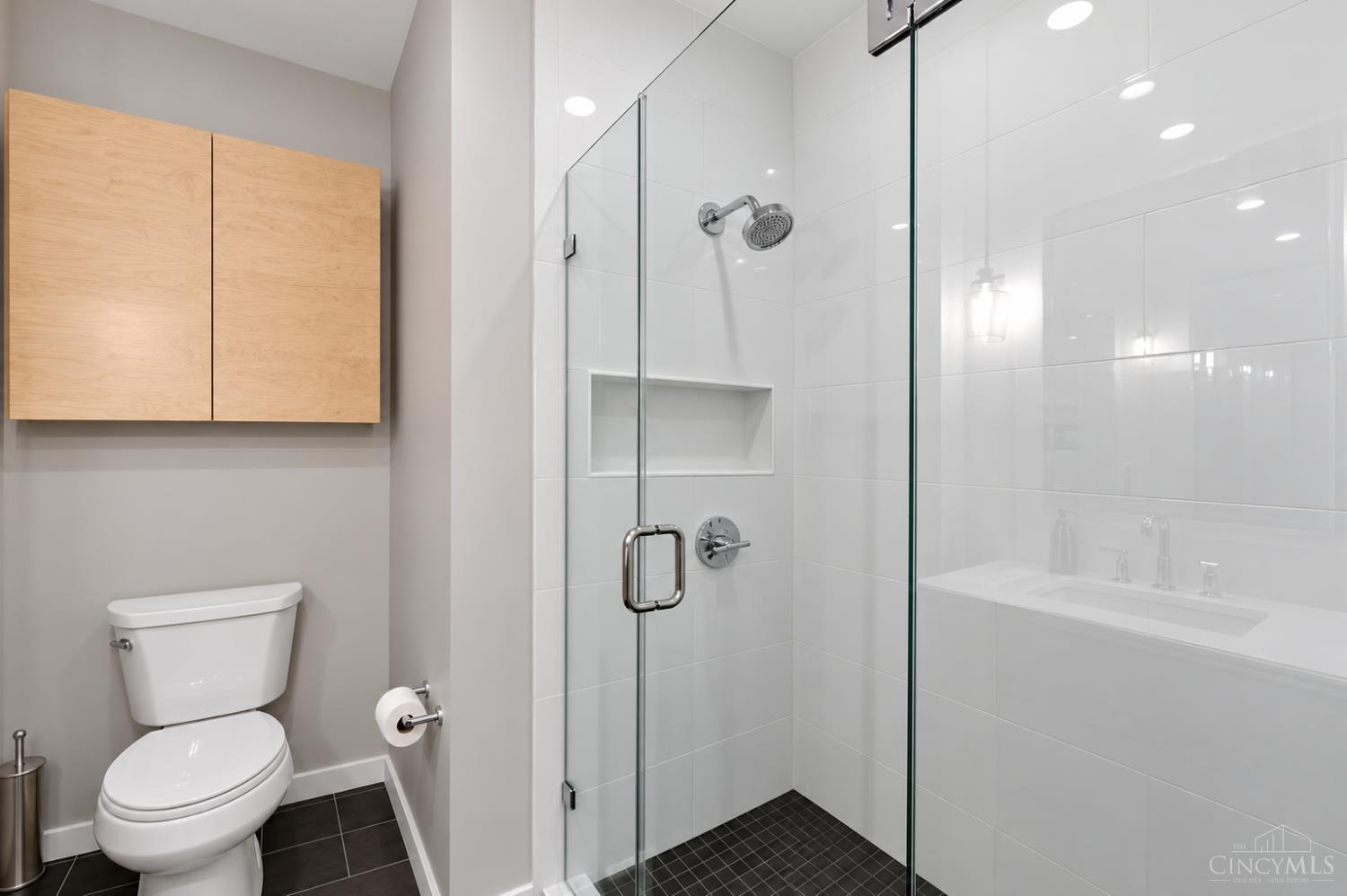 131 W Fifteenth Street 2B