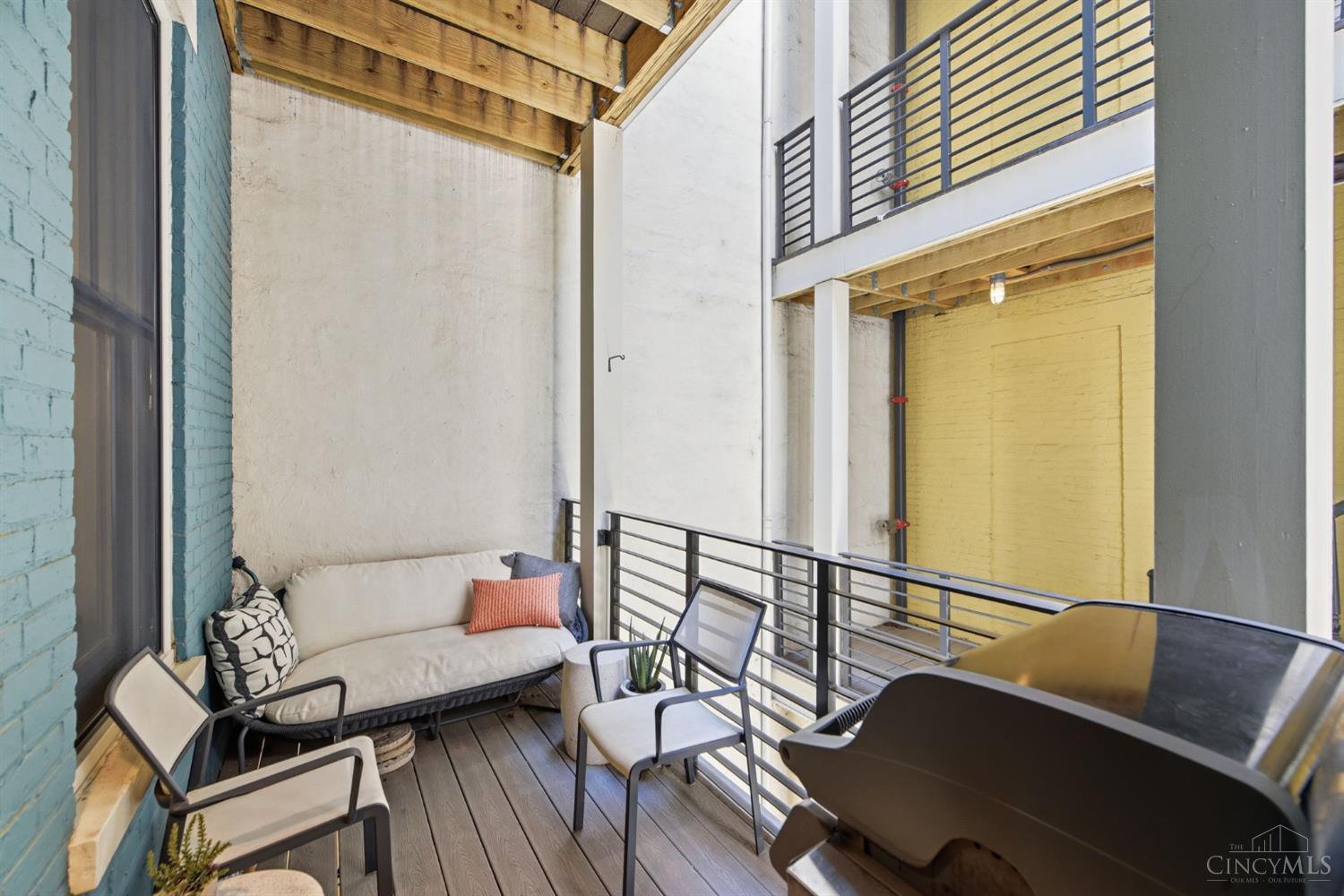 131 W Fifteenth Street 2B