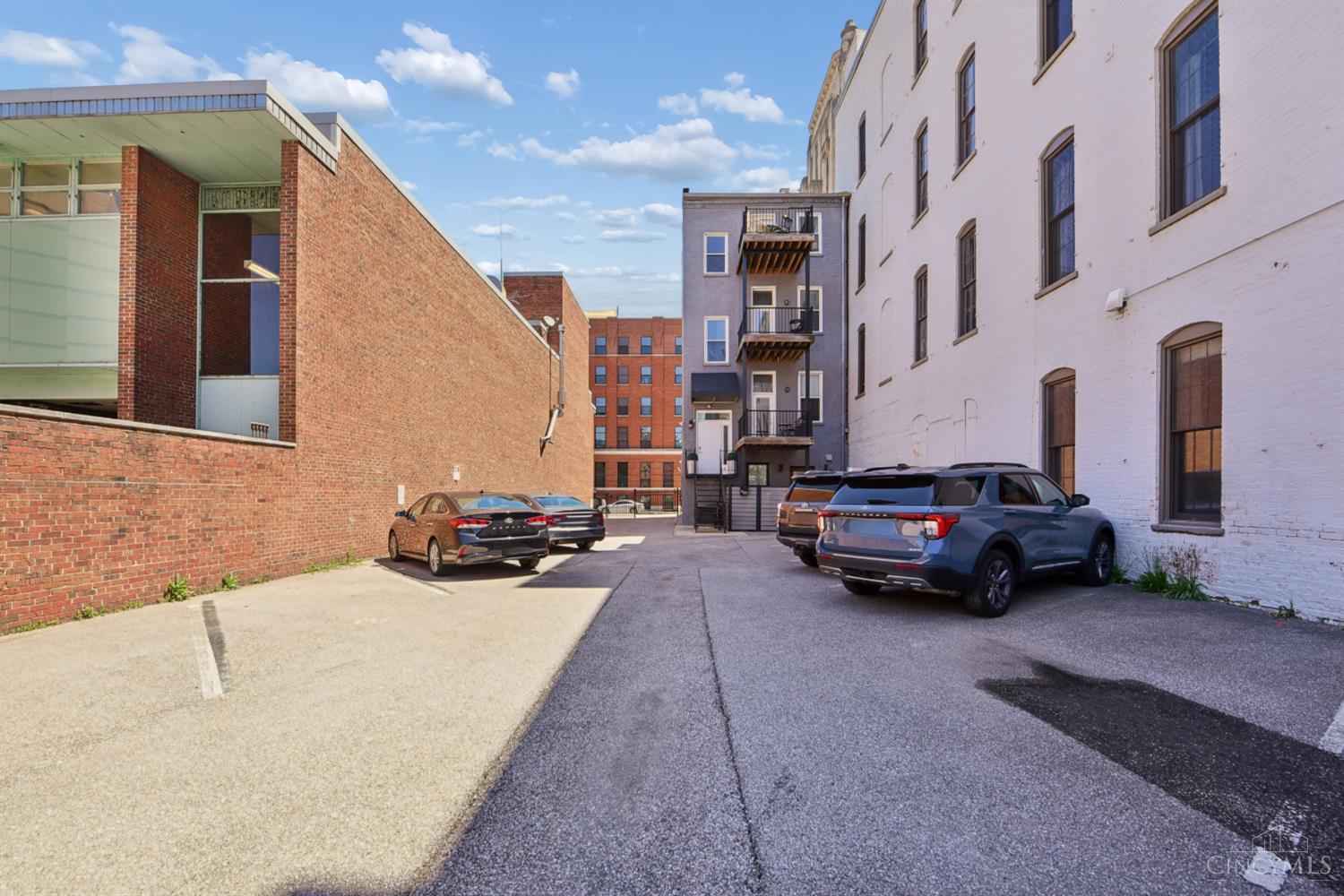 817 Broadway Street 3