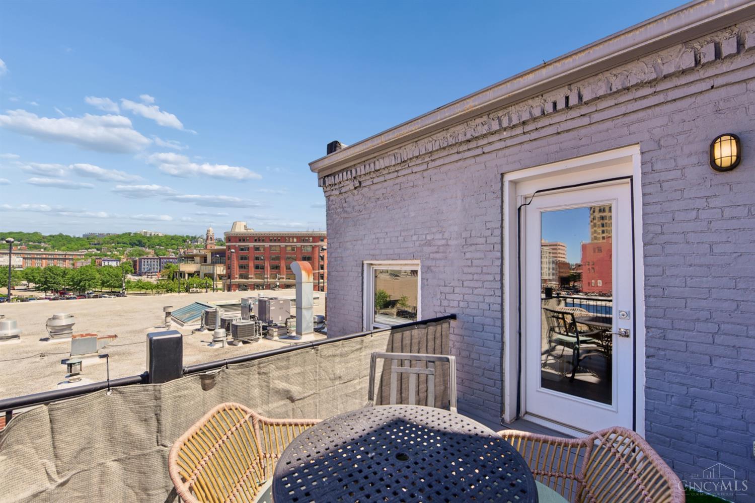 817 Broadway Street 3