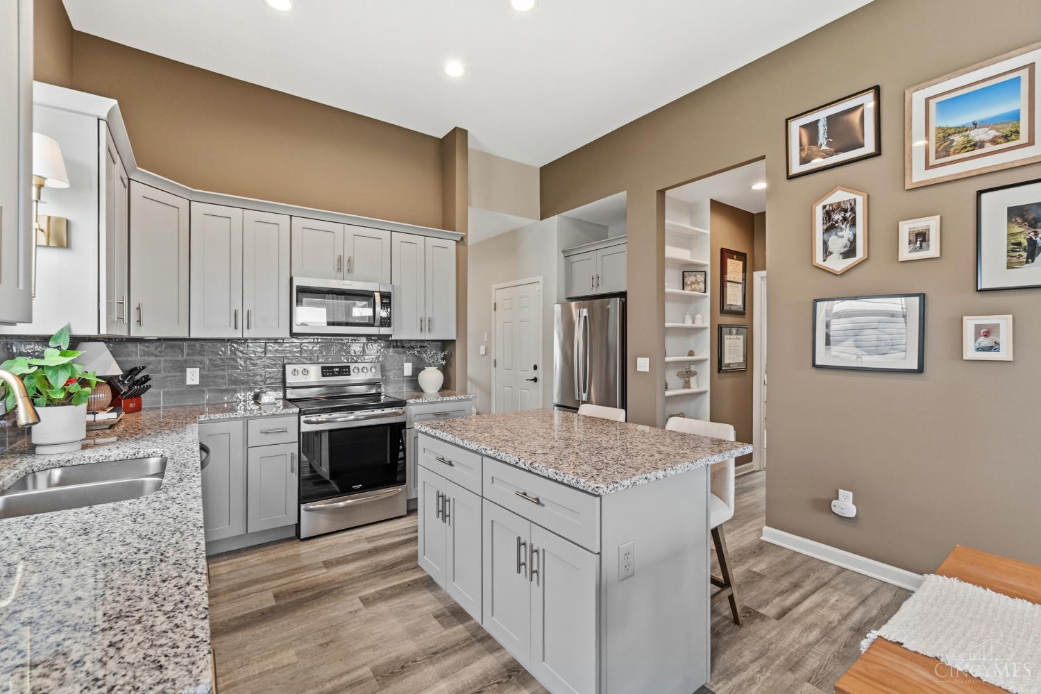 3359 Forestview Drive
