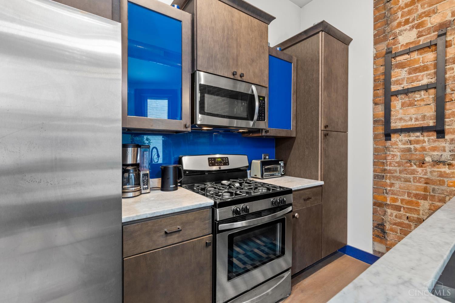 1420 Elm Street 2