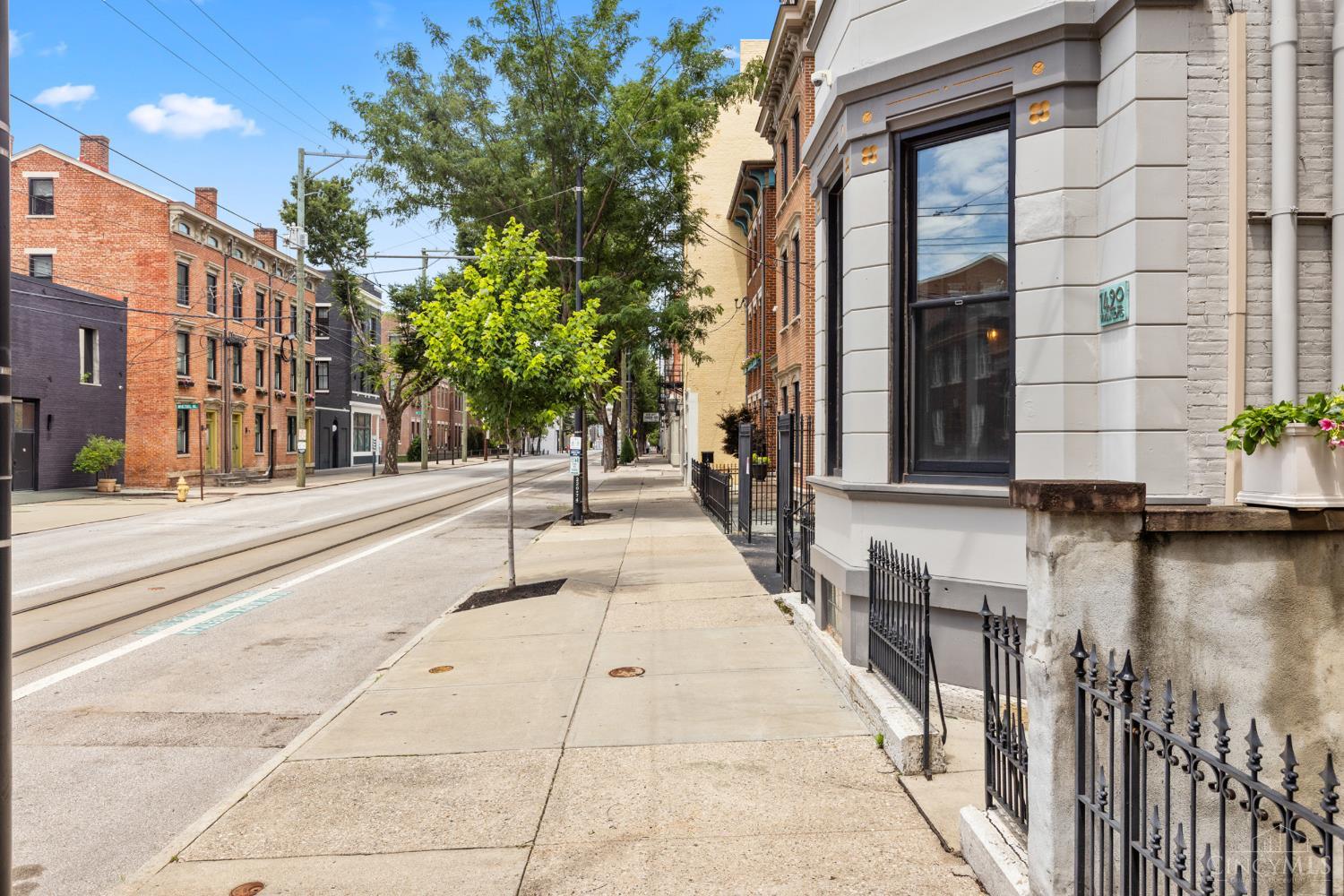 1420 Elm Street 2