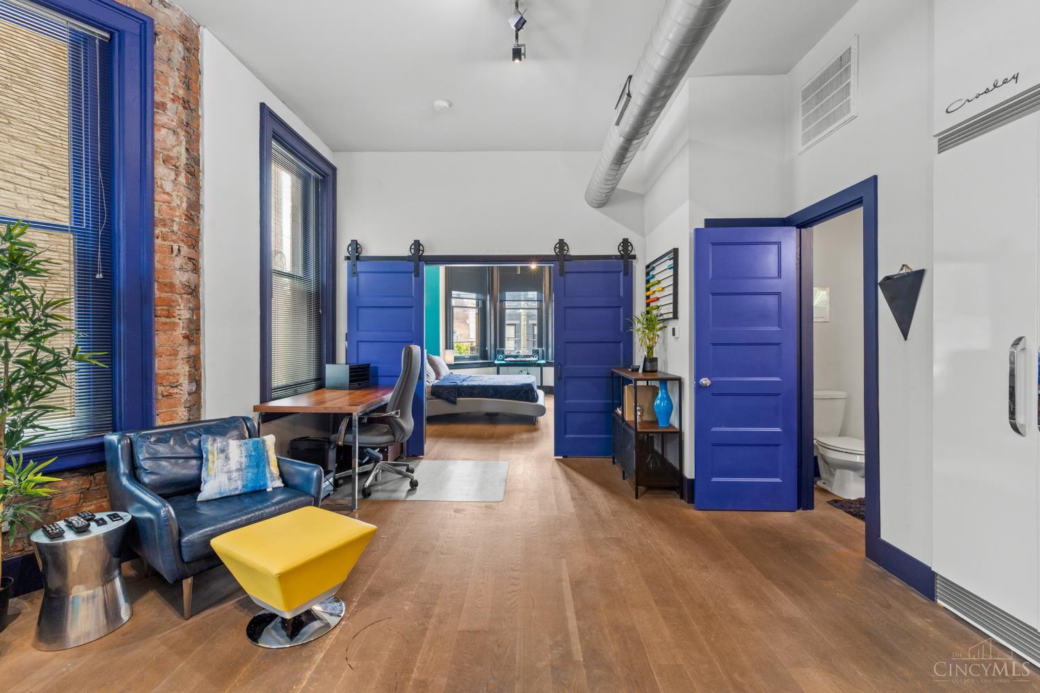 1420 Elm Street 2