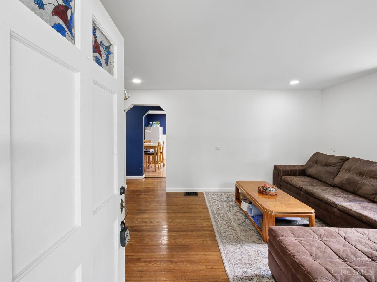 4048 State Road 252