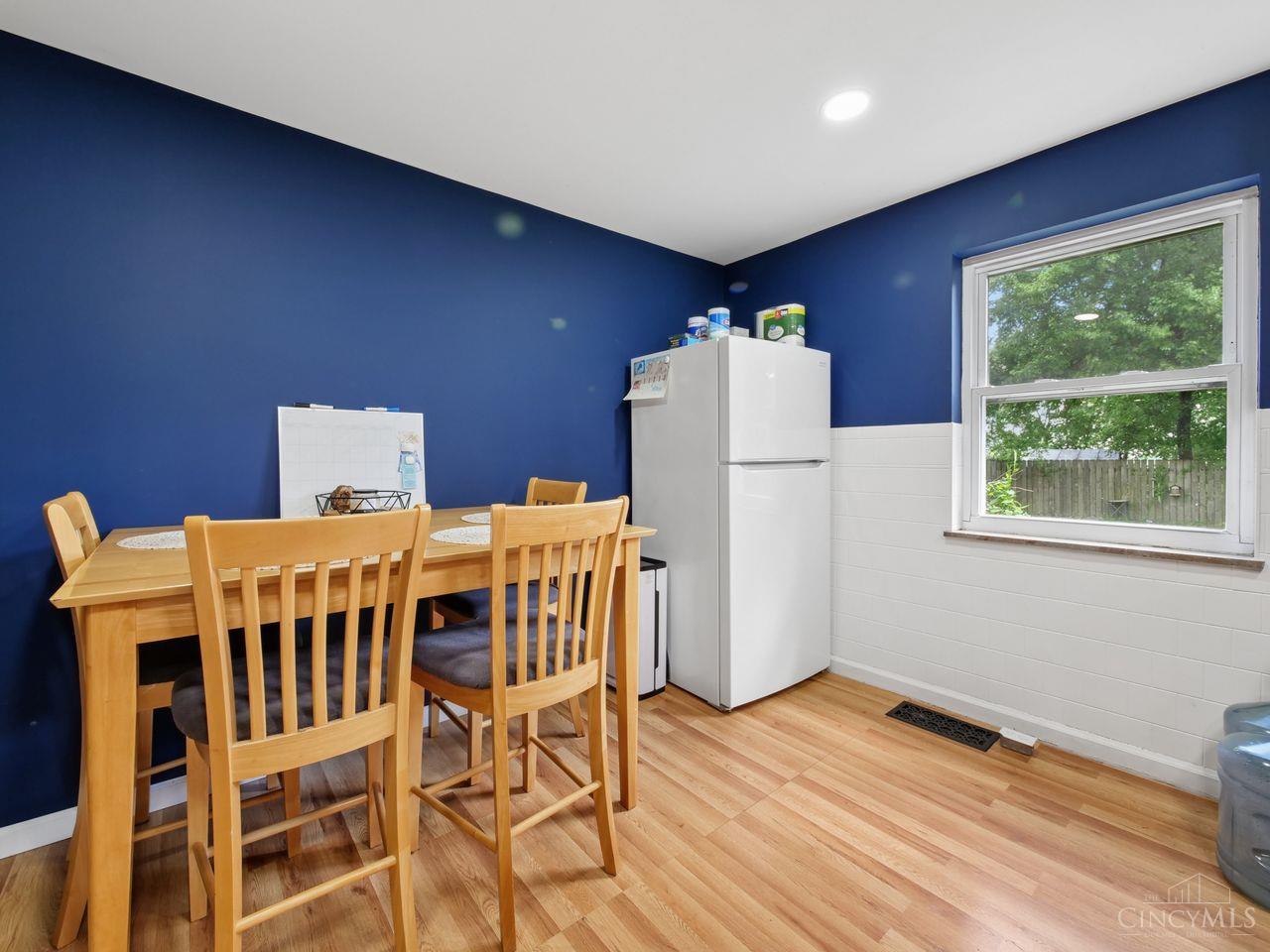 4048 State Road 252