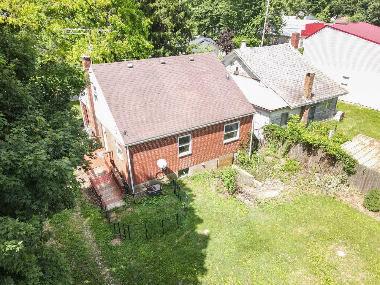 4048 State Road 252