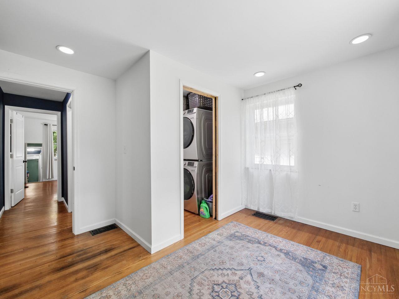 4048 State Road 252