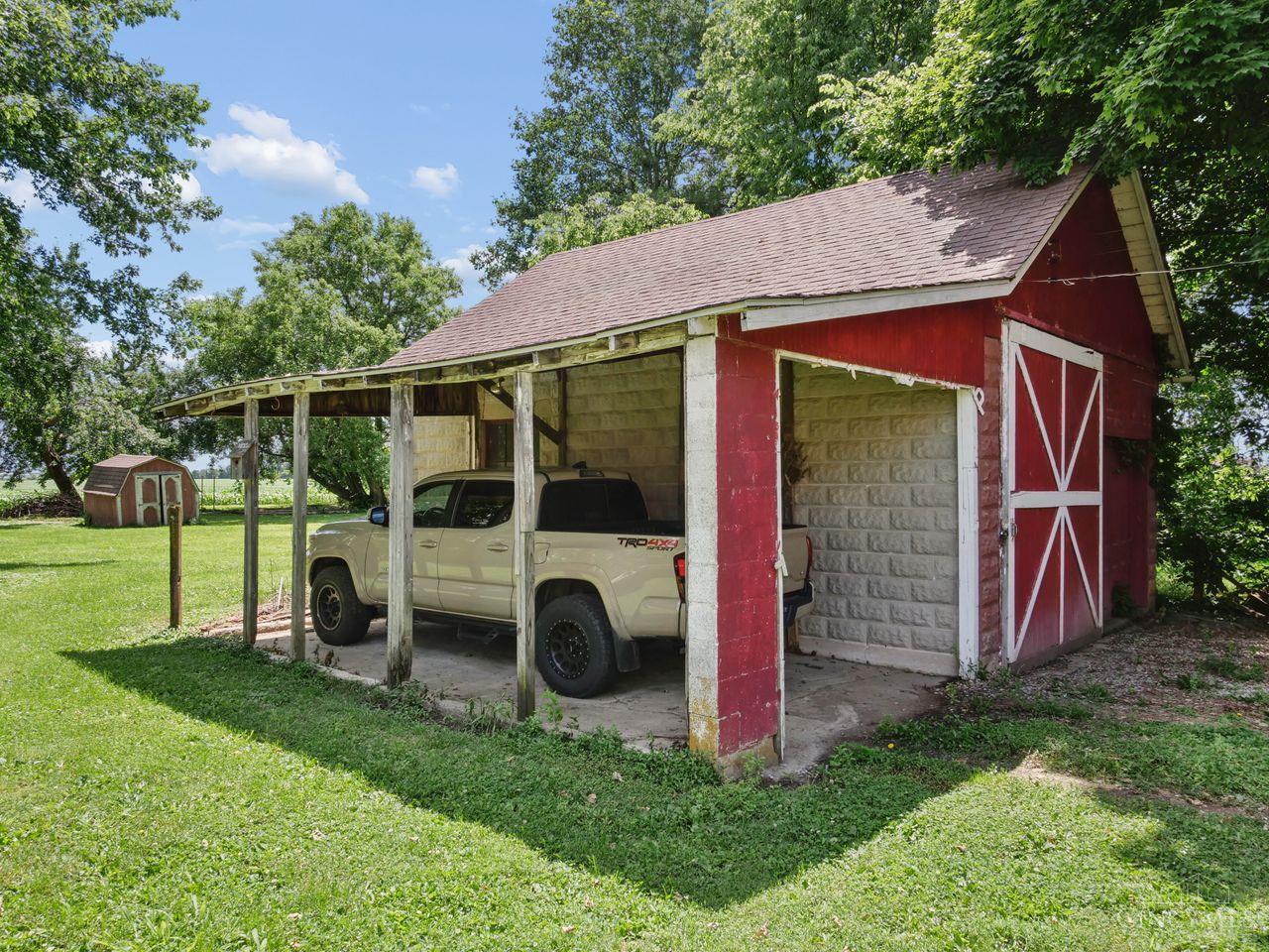 4048 State Road 252
