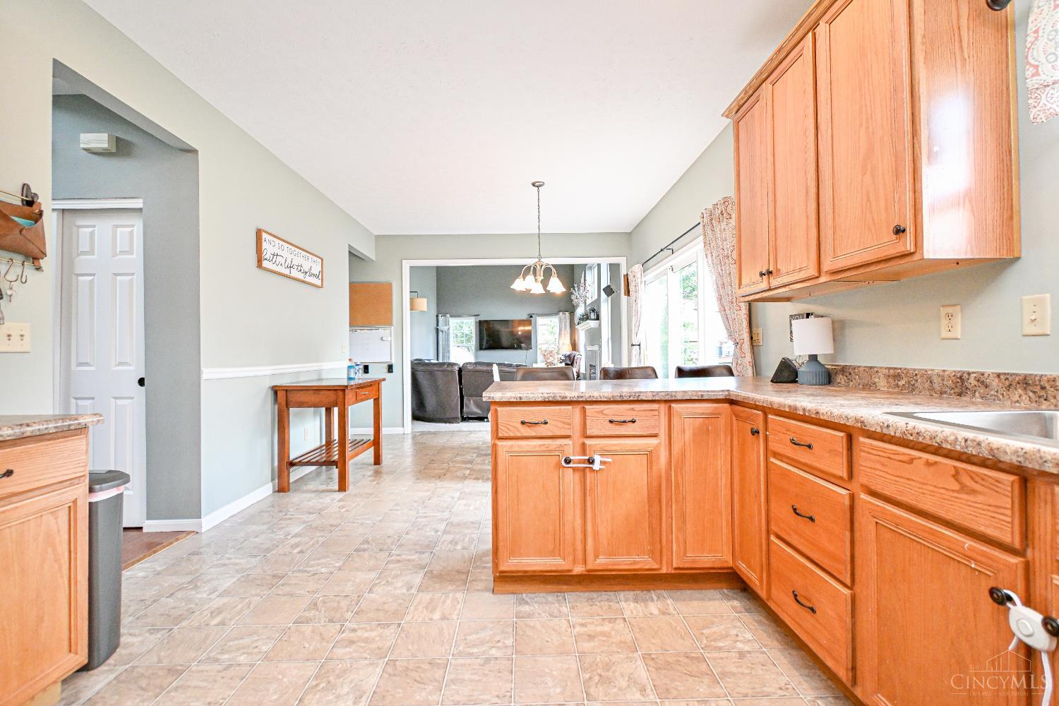 8195 Jordan Ridge Drive