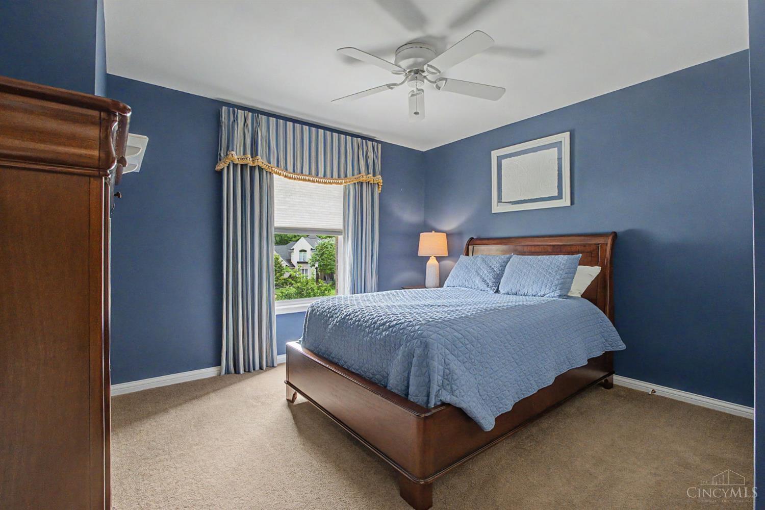 5869 Glynn Court