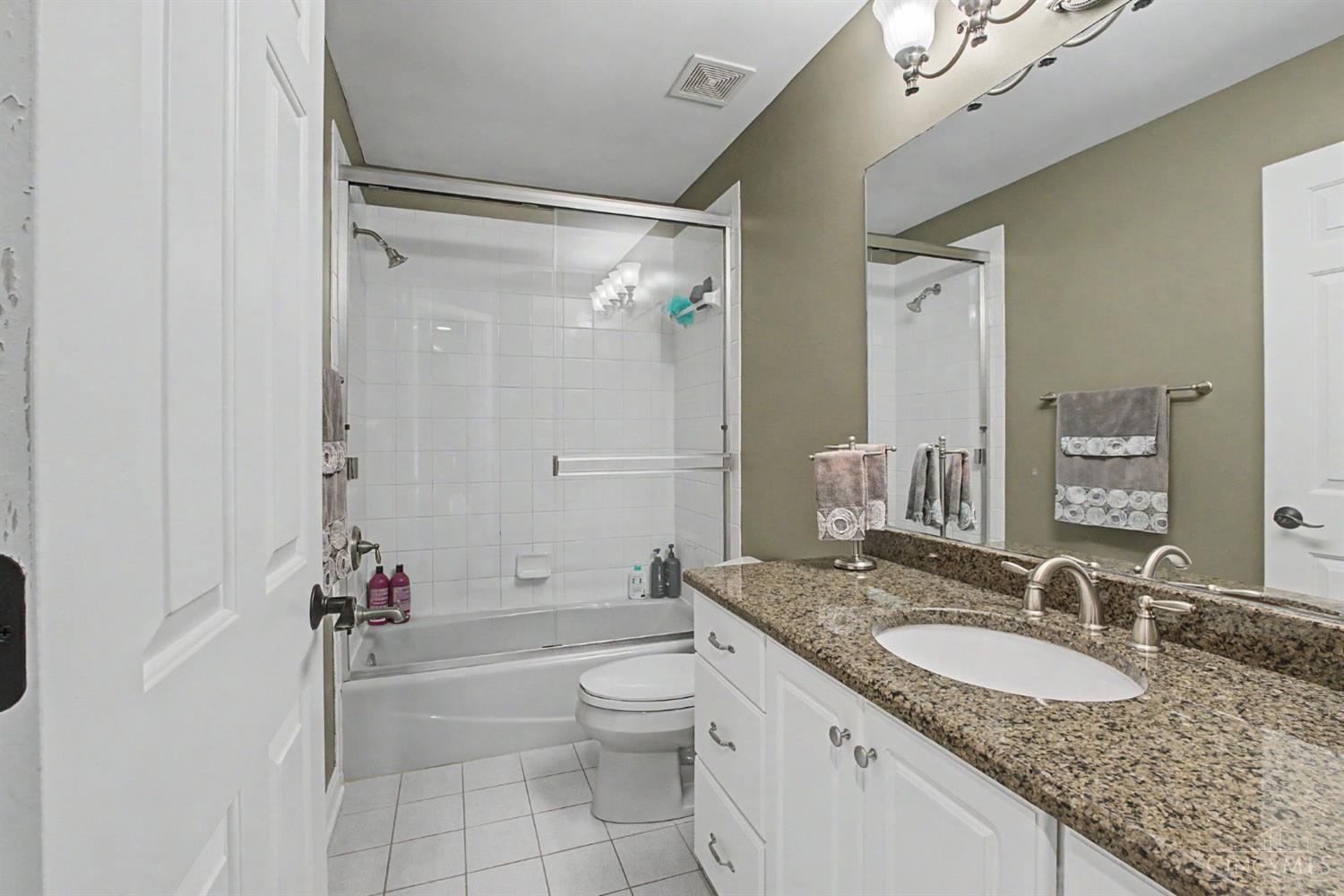5869 Glynn Court