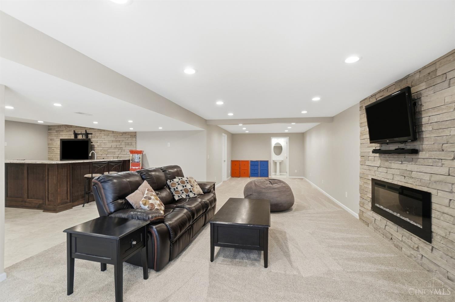6224 Vista View Court