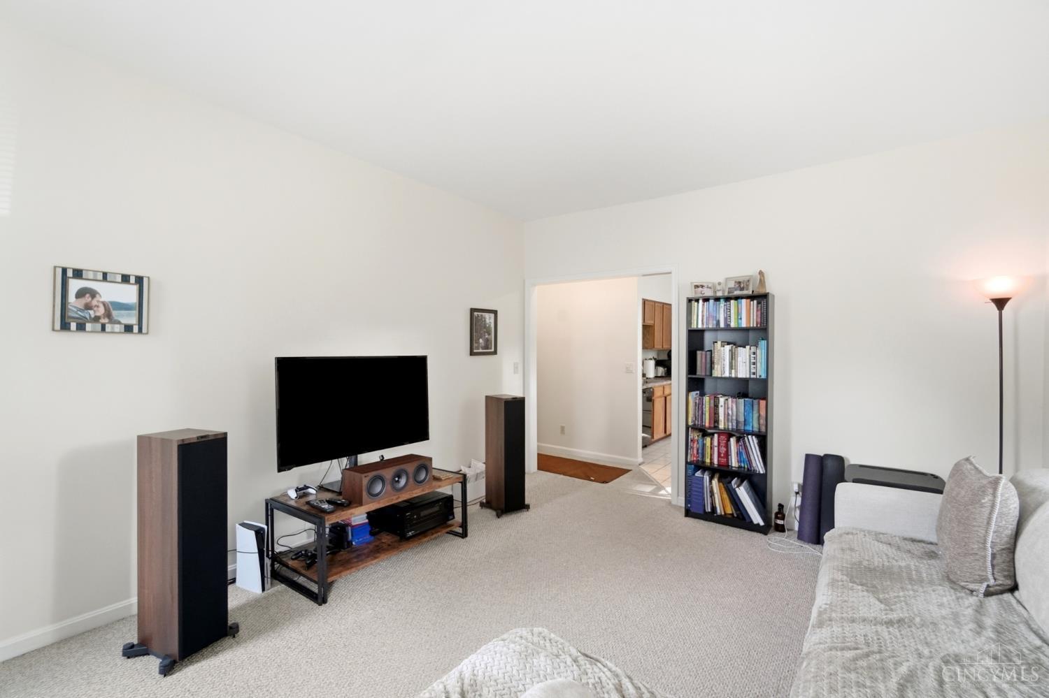 3862 Isabella Avenue