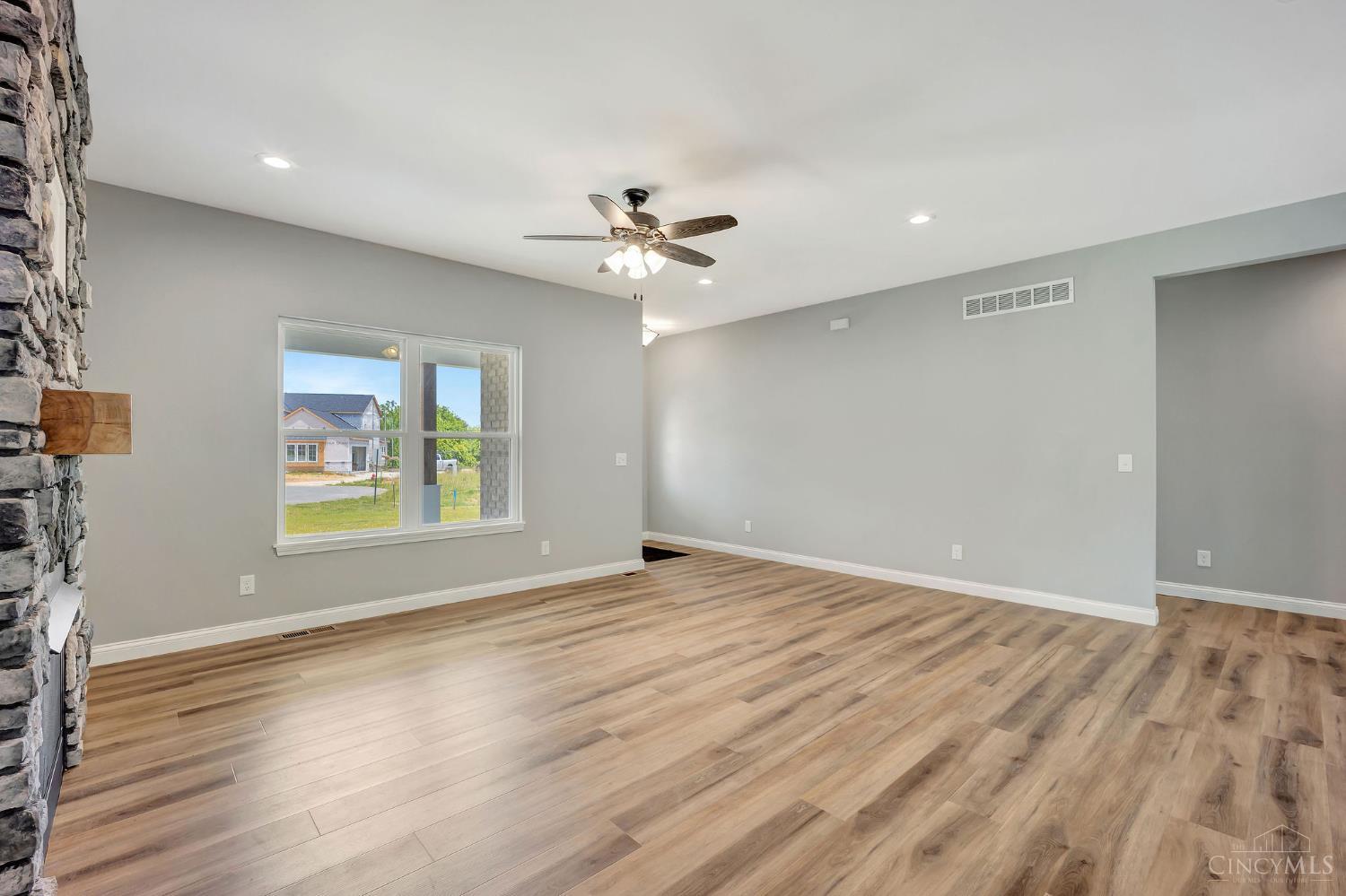 8353 Alice Way