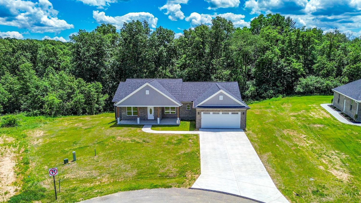 8353 Alice Way