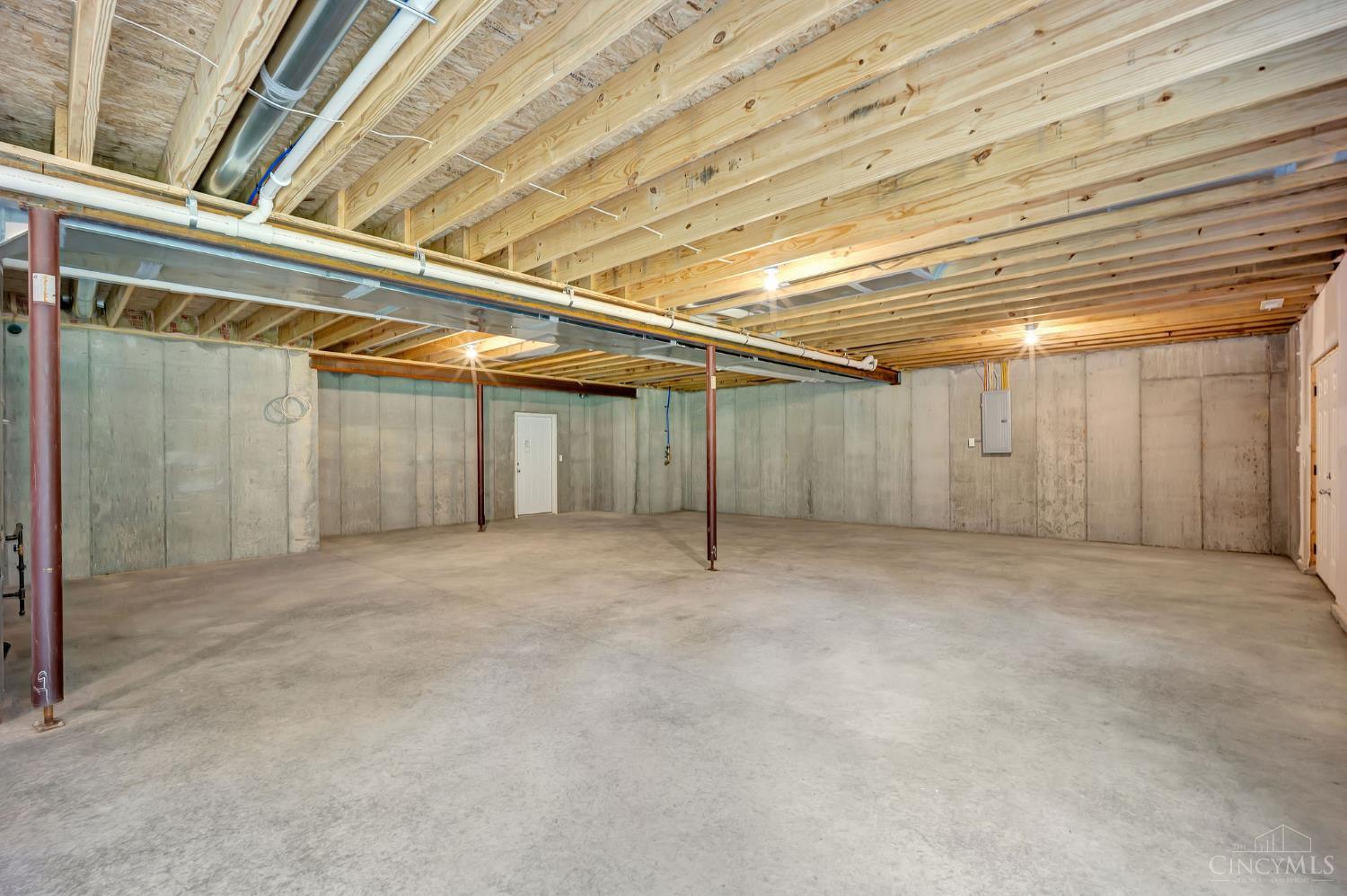 8353 Alice Way