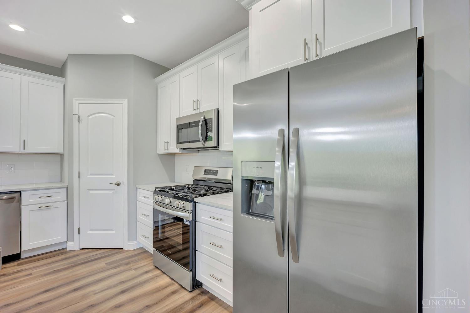 8353 Alice Way