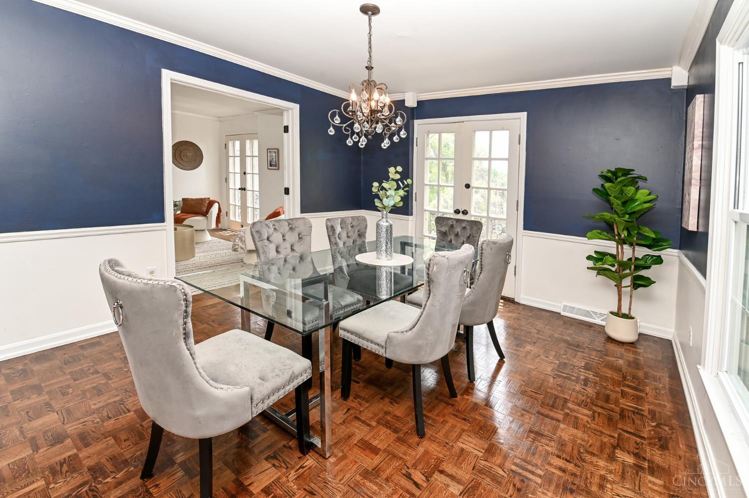 854 Rue De La Paix B1