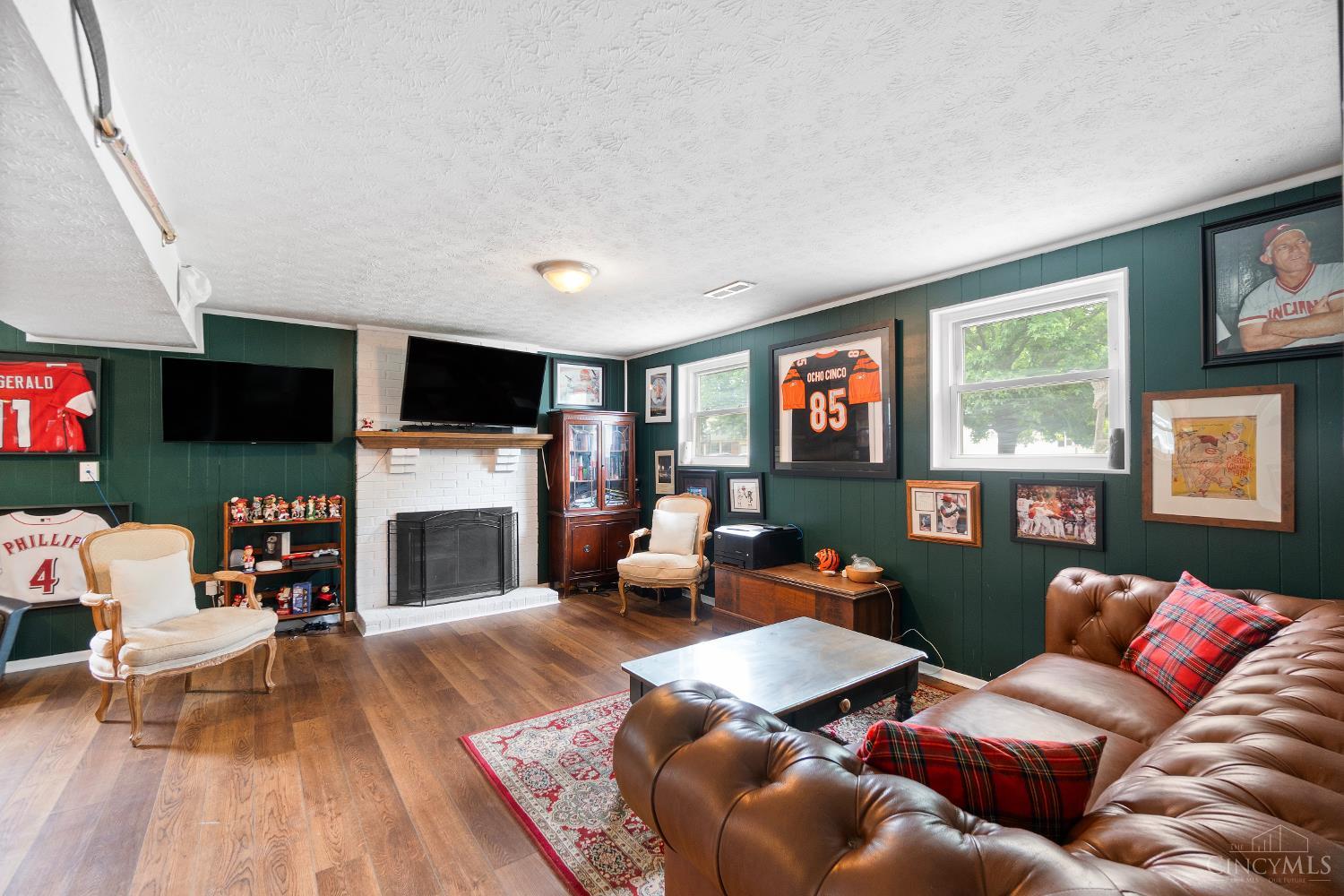 1613 Clemson Circle
