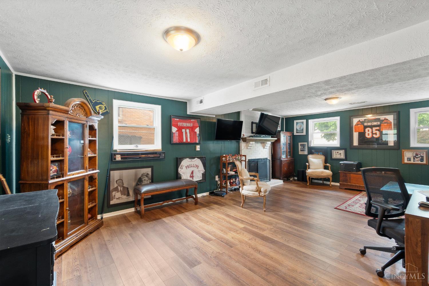 1613 Clemson Circle