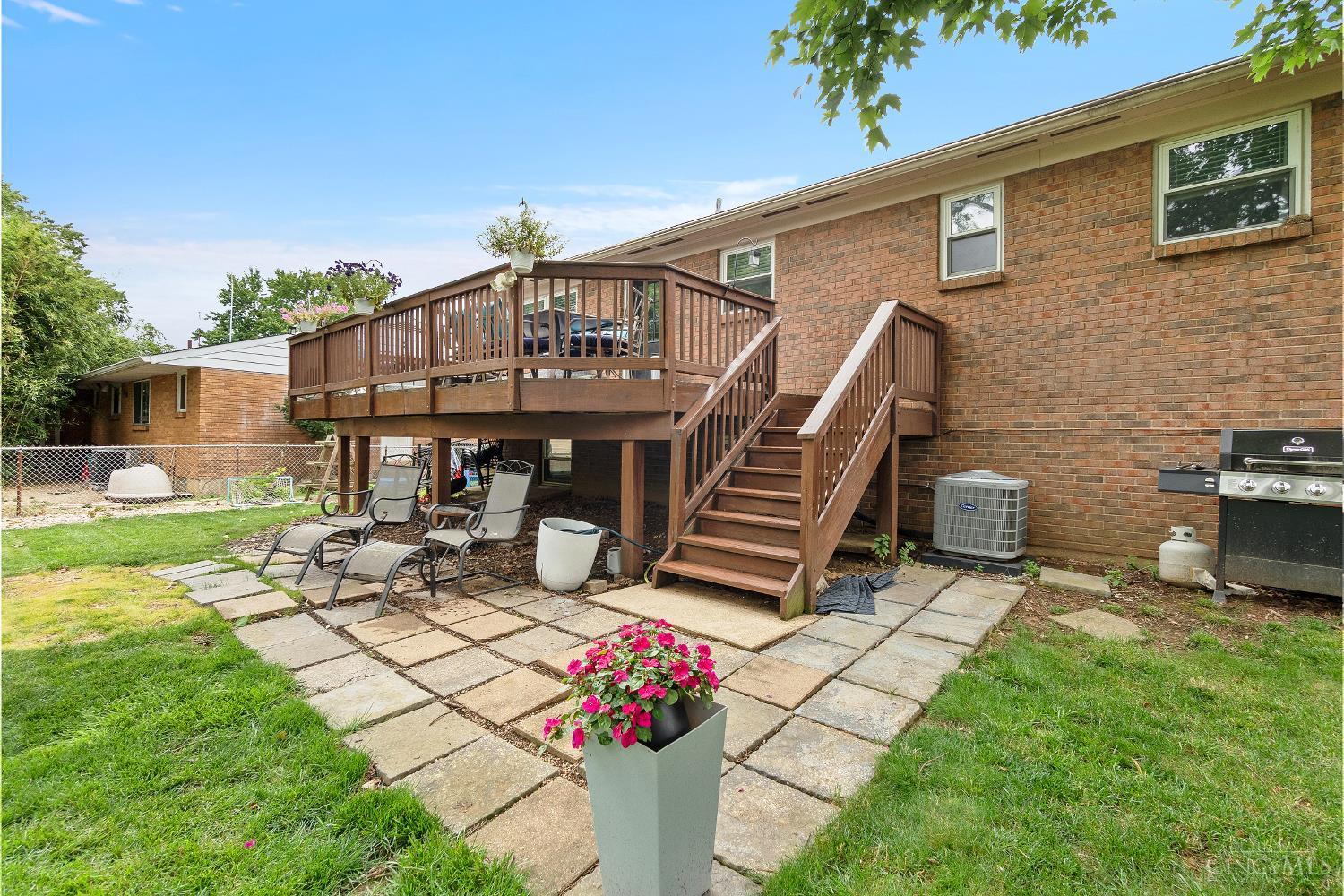 1613 Clemson Circle