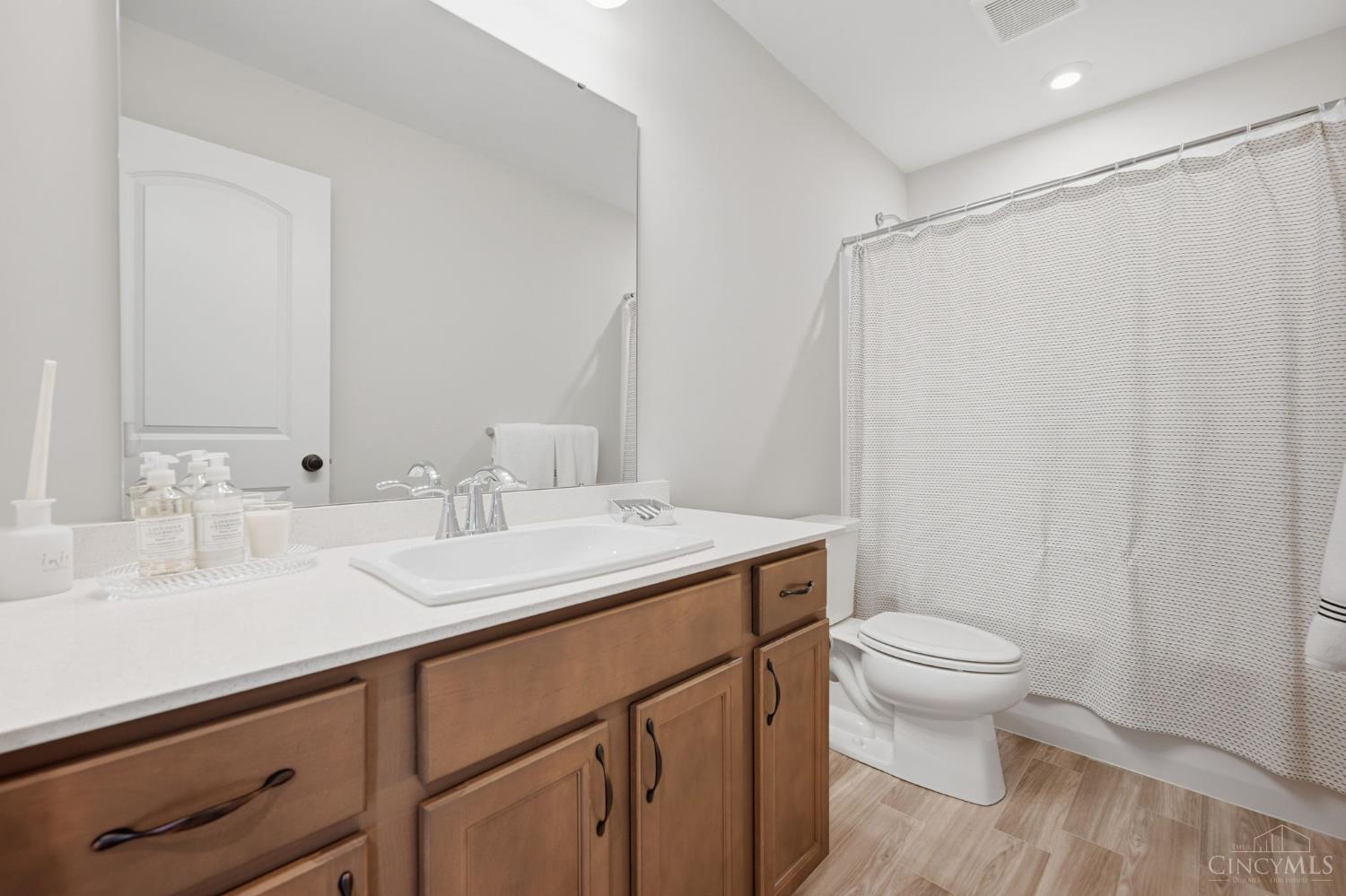 4158 Cyprus Creek Court