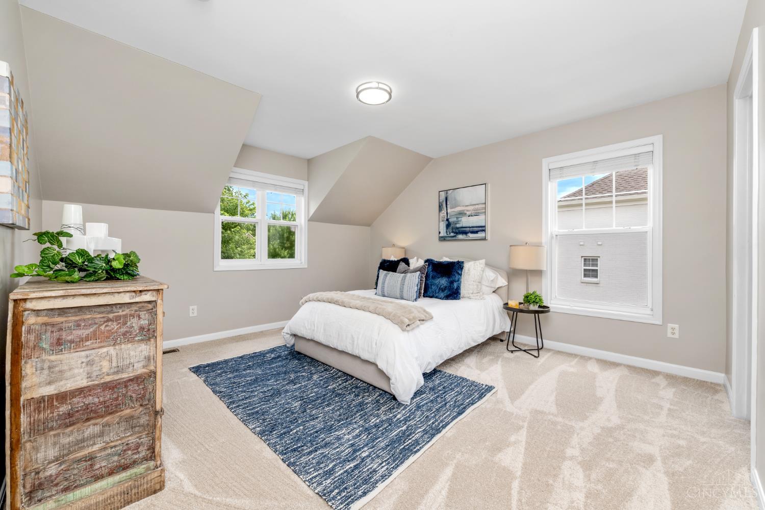 6613 Hollow Tree Court
