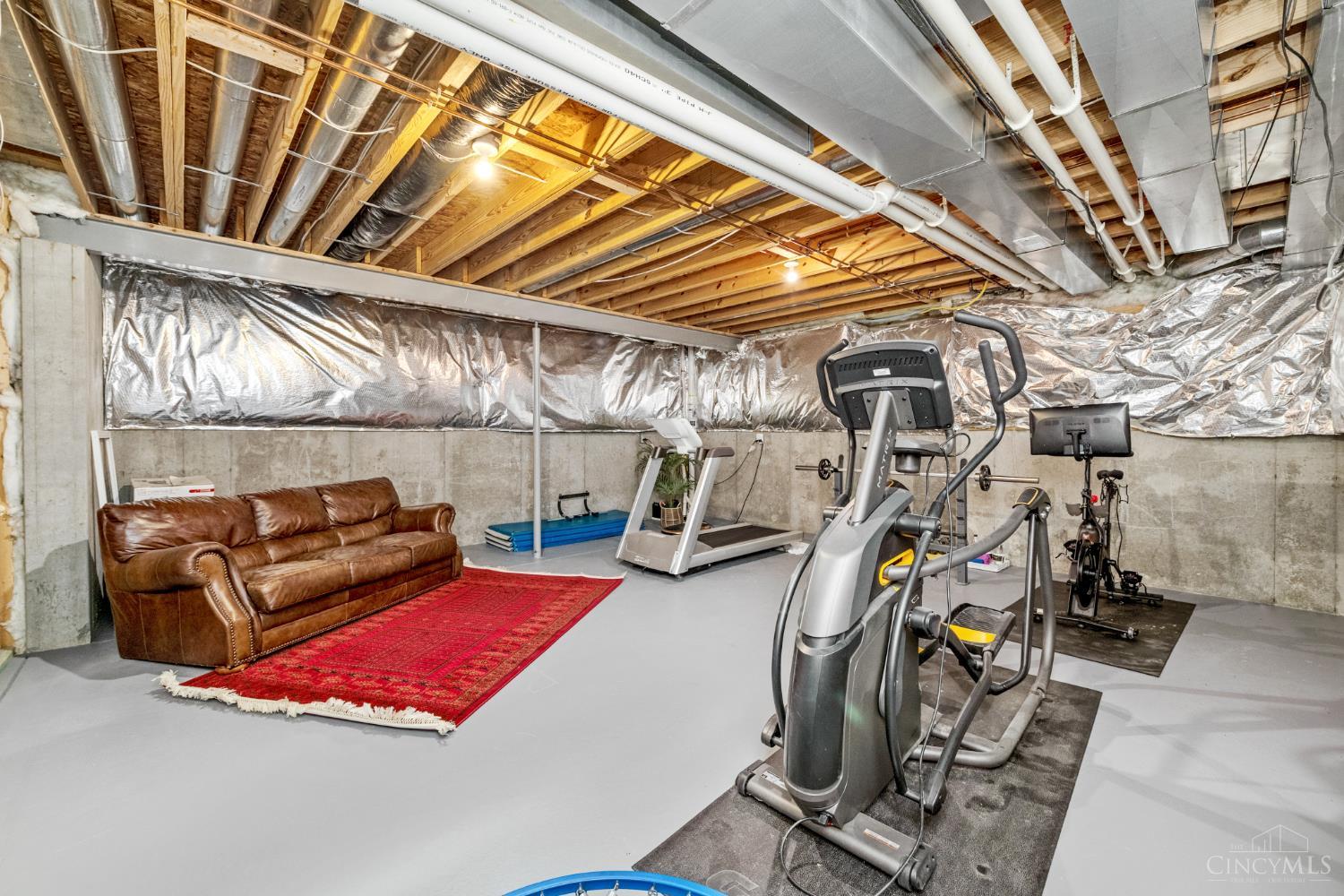 6613 Hollow Tree Court