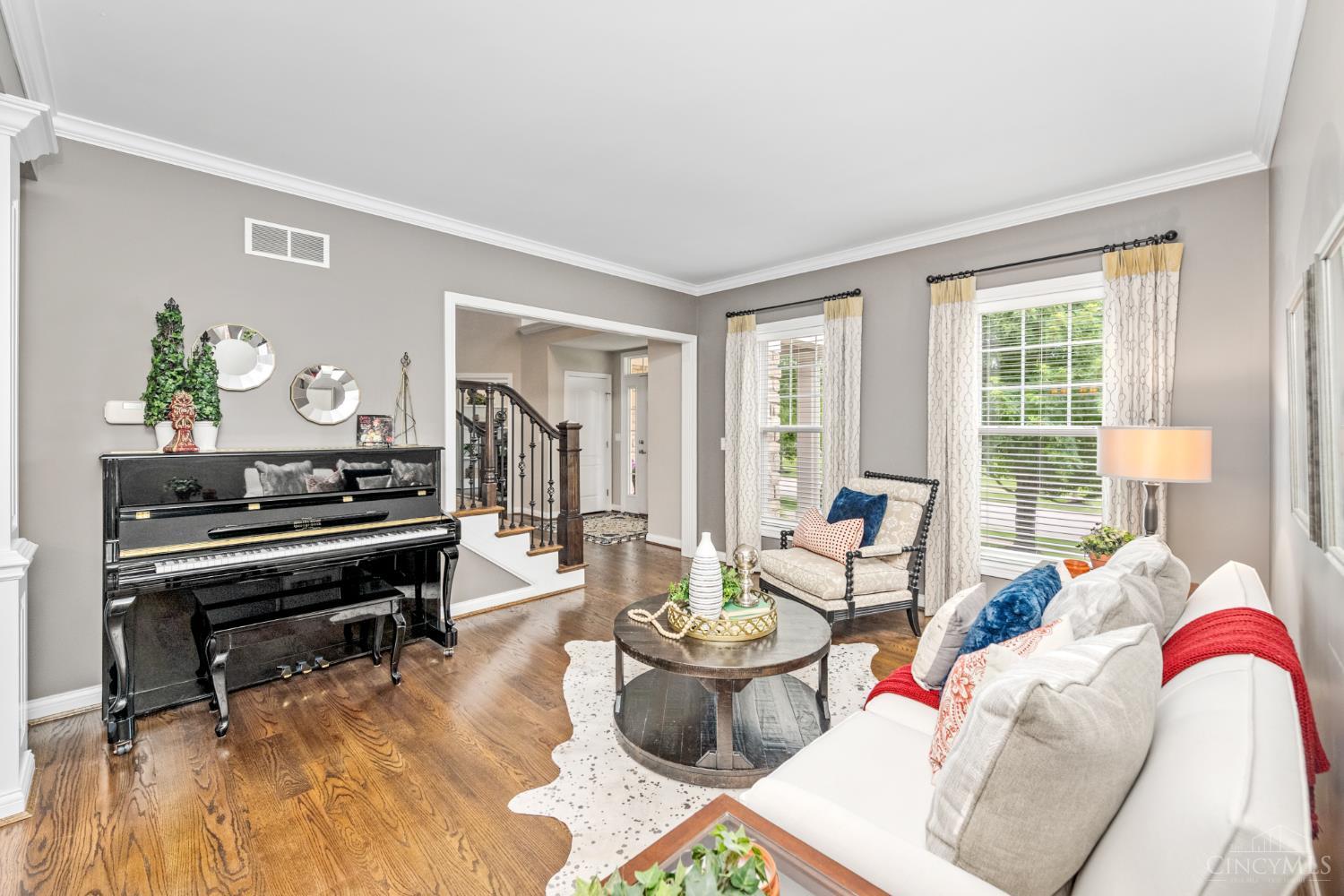 6613 Hollow Tree Court