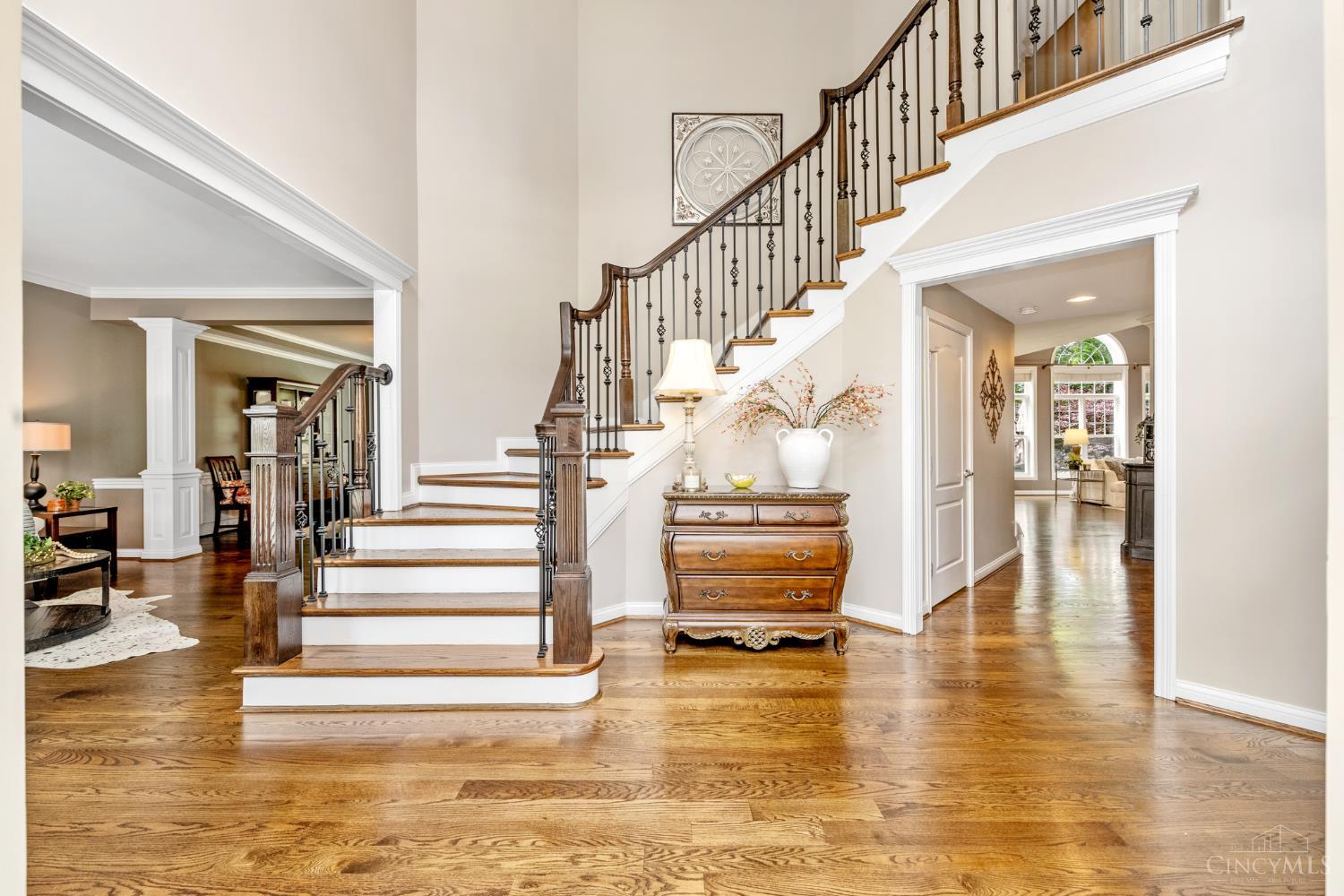 6613 Hollow Tree Court