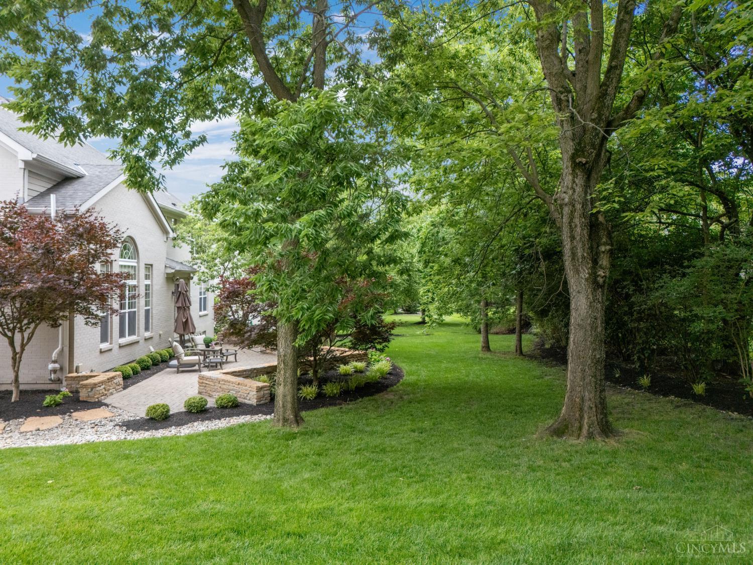 6613 Hollow Tree Court