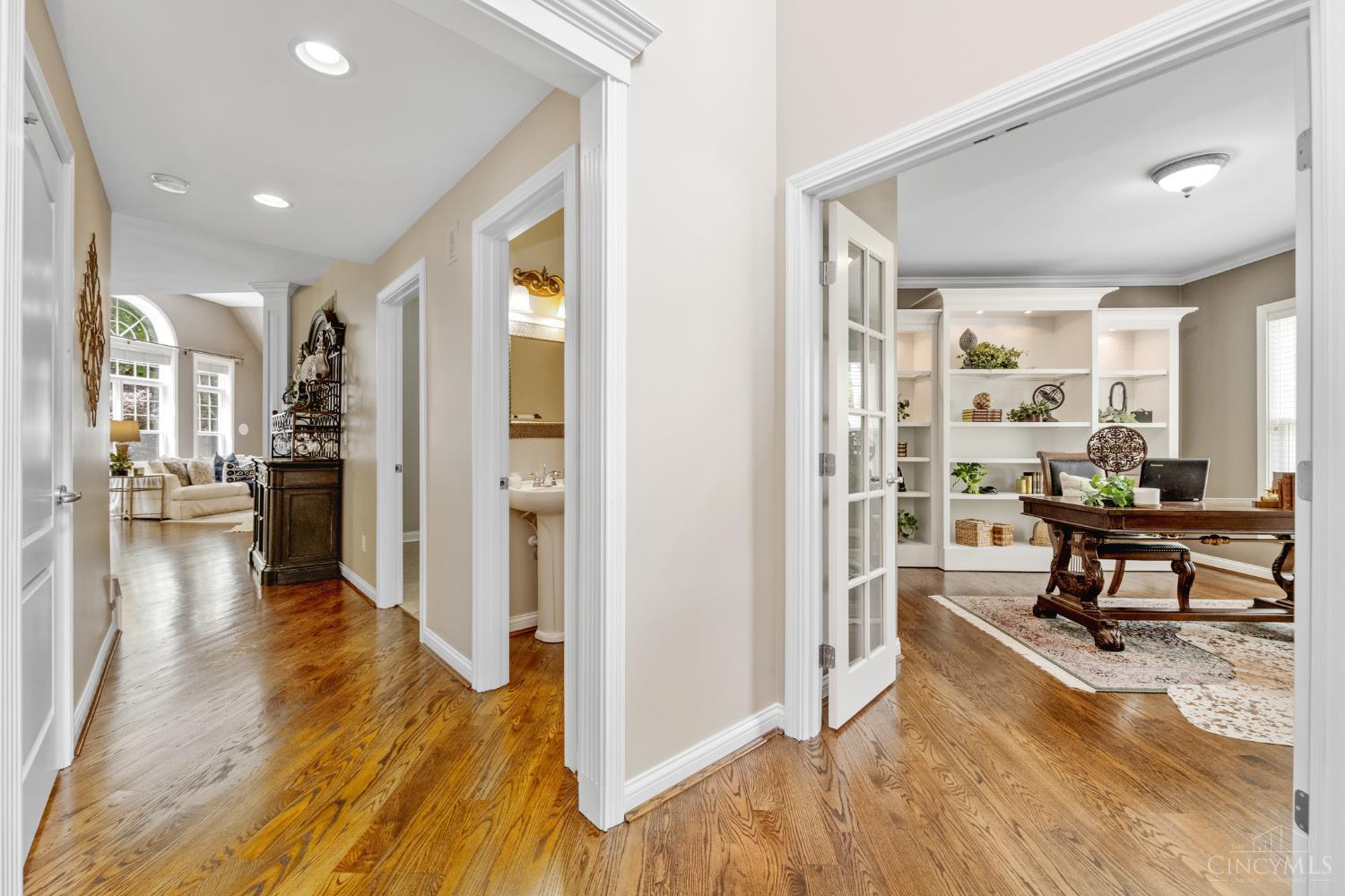 6613 Hollow Tree Court