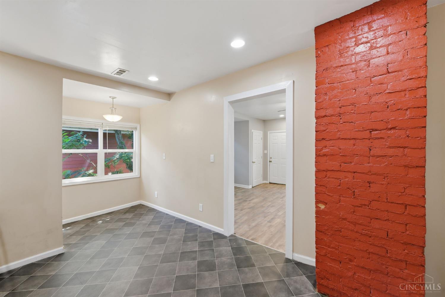 3329 Hackberry Street