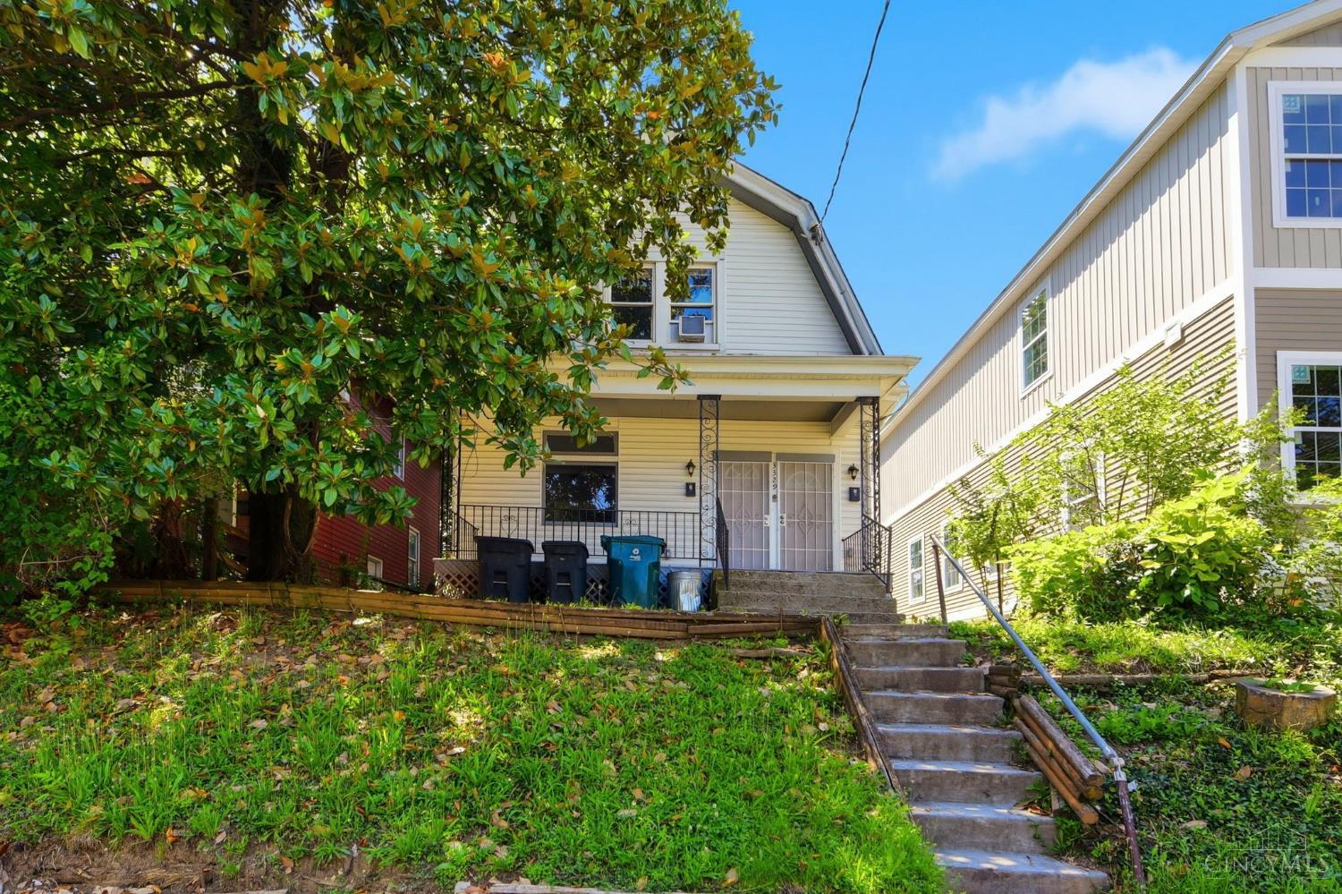 3329 Hackberry Street