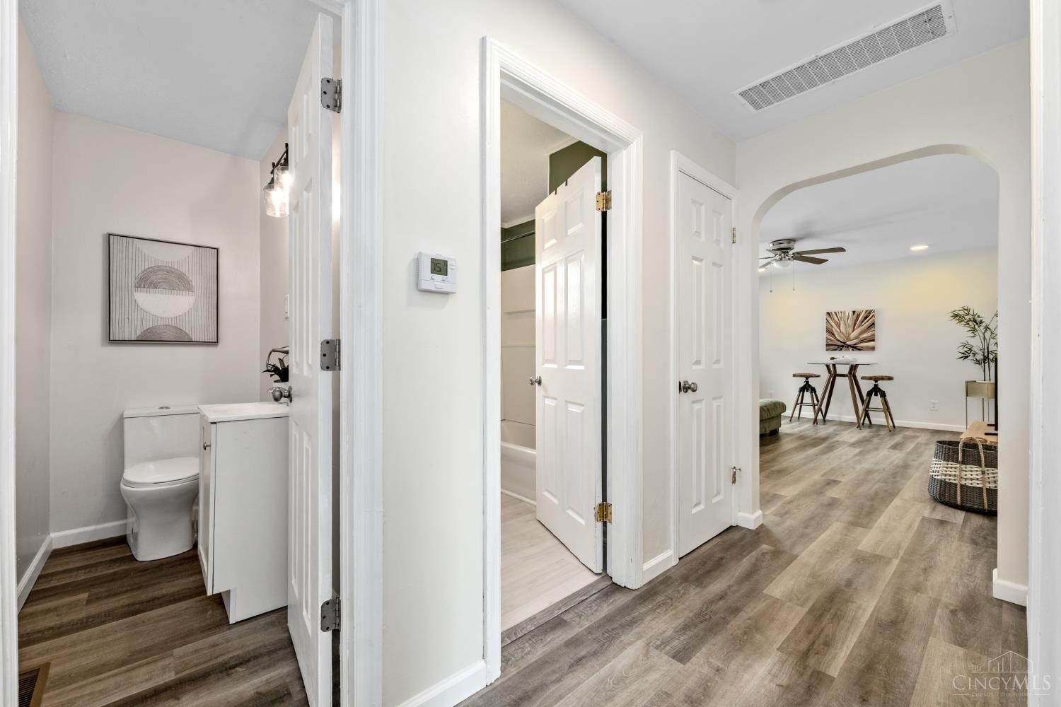 2355 Hibiscus Road
