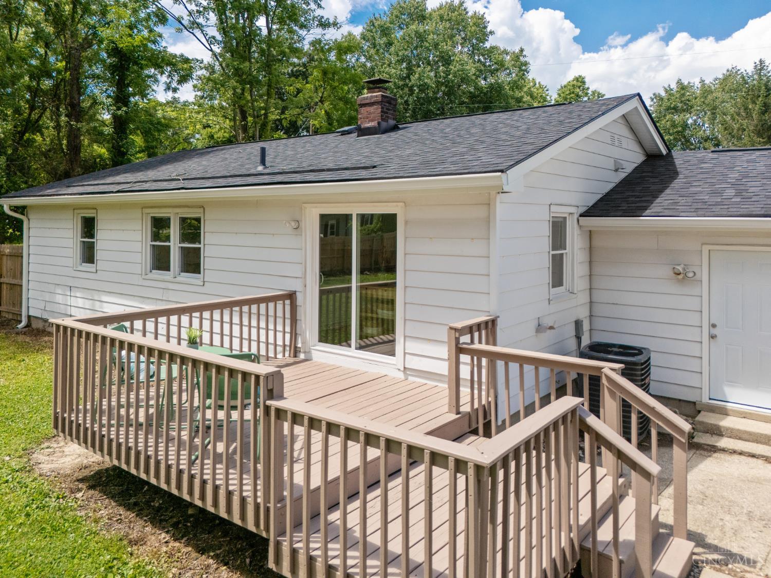 2355 Hibiscus Road