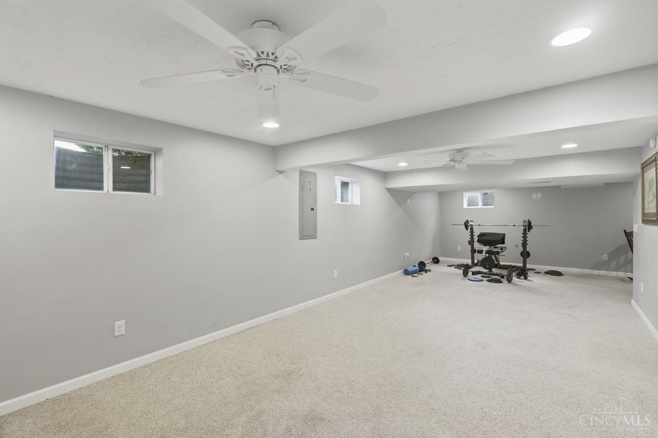 923 Pond Court